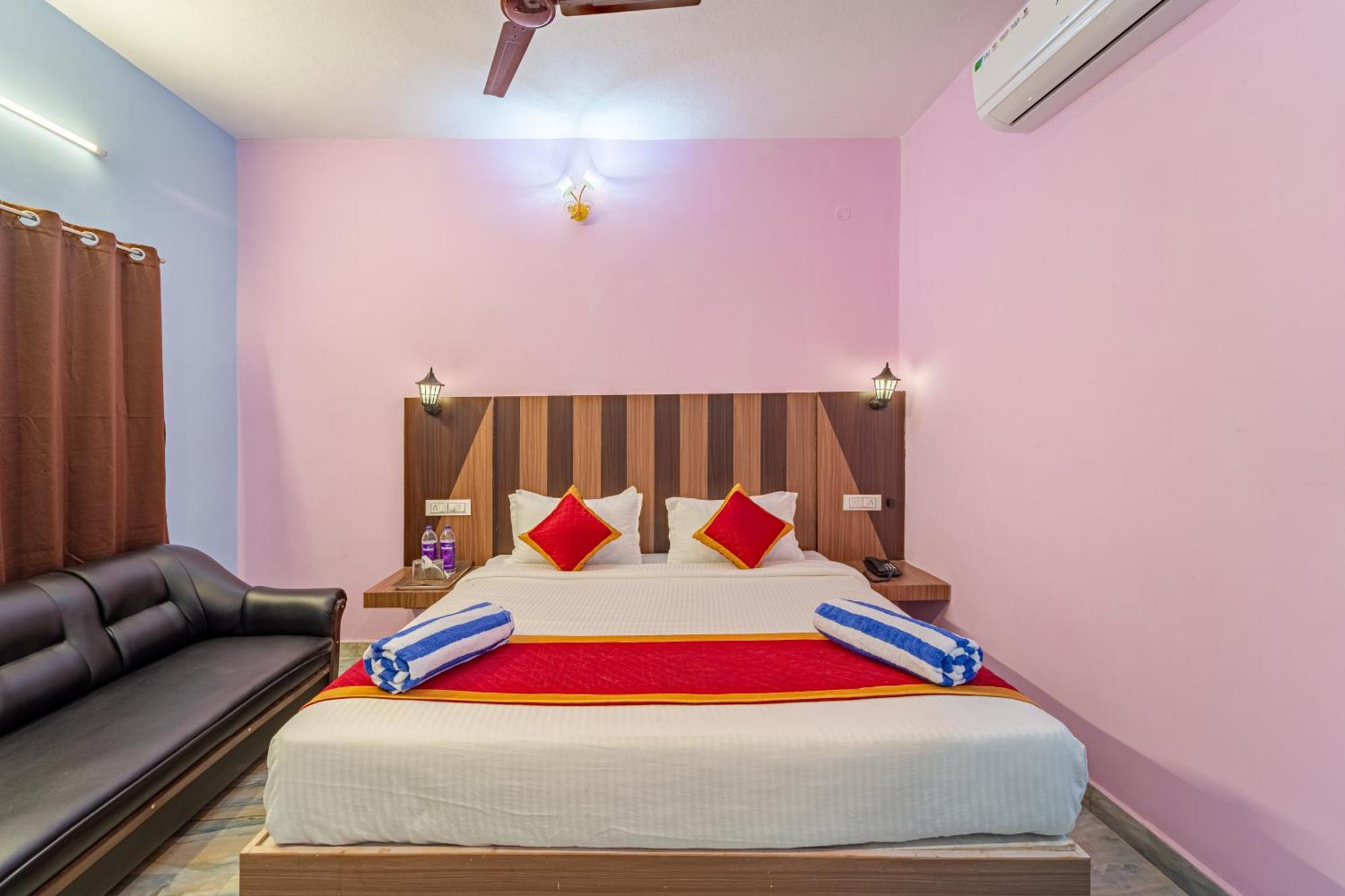 Hotel De Jardin Pondicherry With Swimming Pool Bagian luar foto