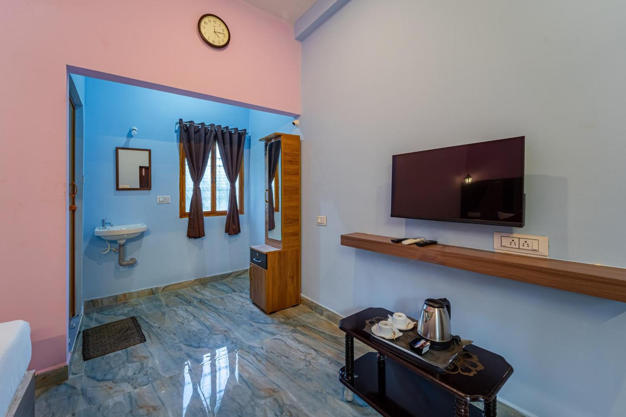 Hotel De Jardin Pondicherry With Swimming Pool Bagian luar foto