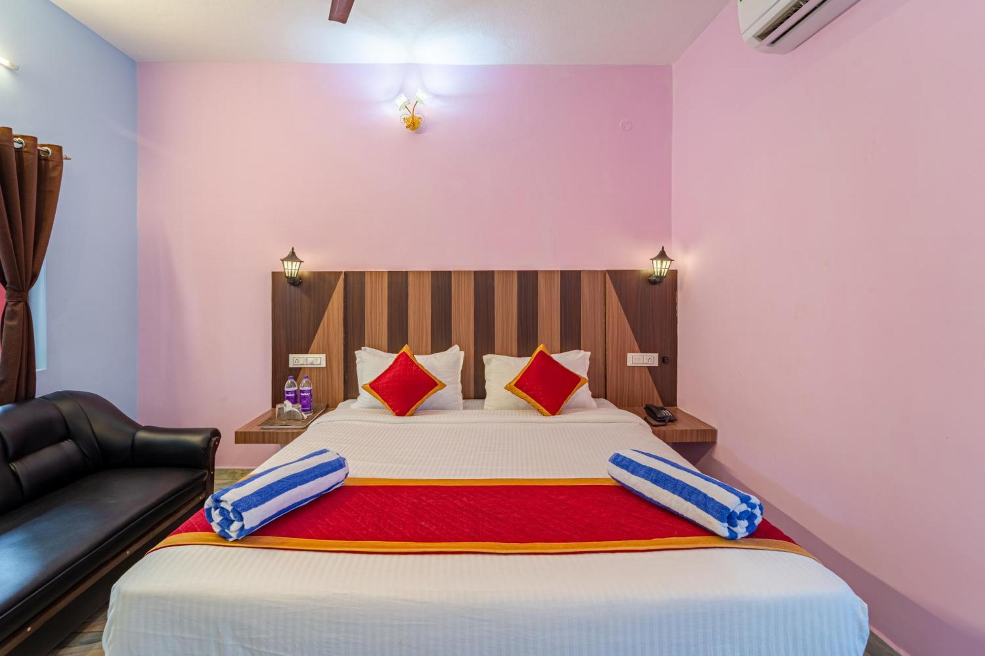 Hotel De Jardin Pondicherry With Swimming Pool Bagian luar foto