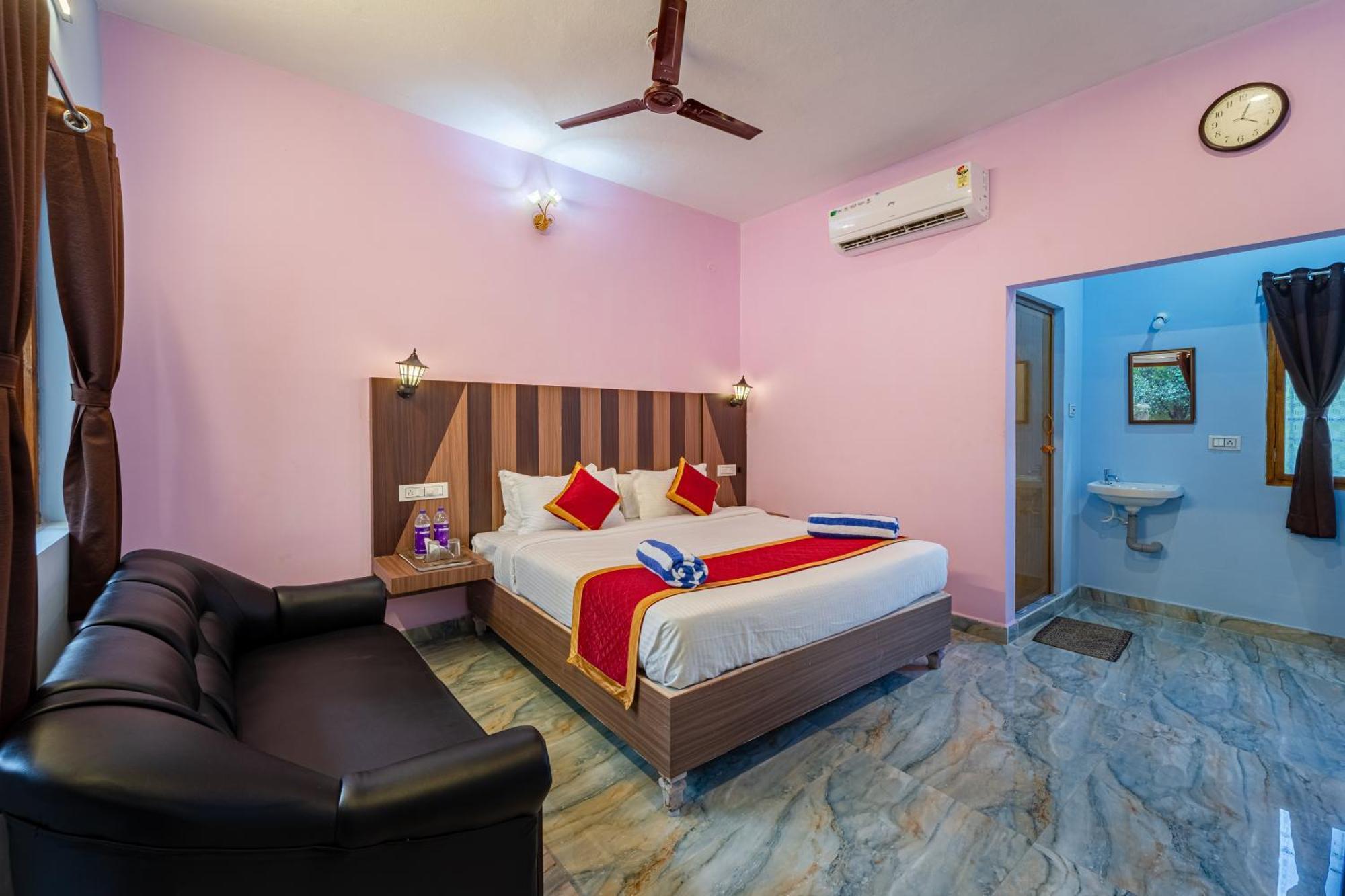 Hotel De Jardin Pondicherry With Swimming Pool Bagian luar foto