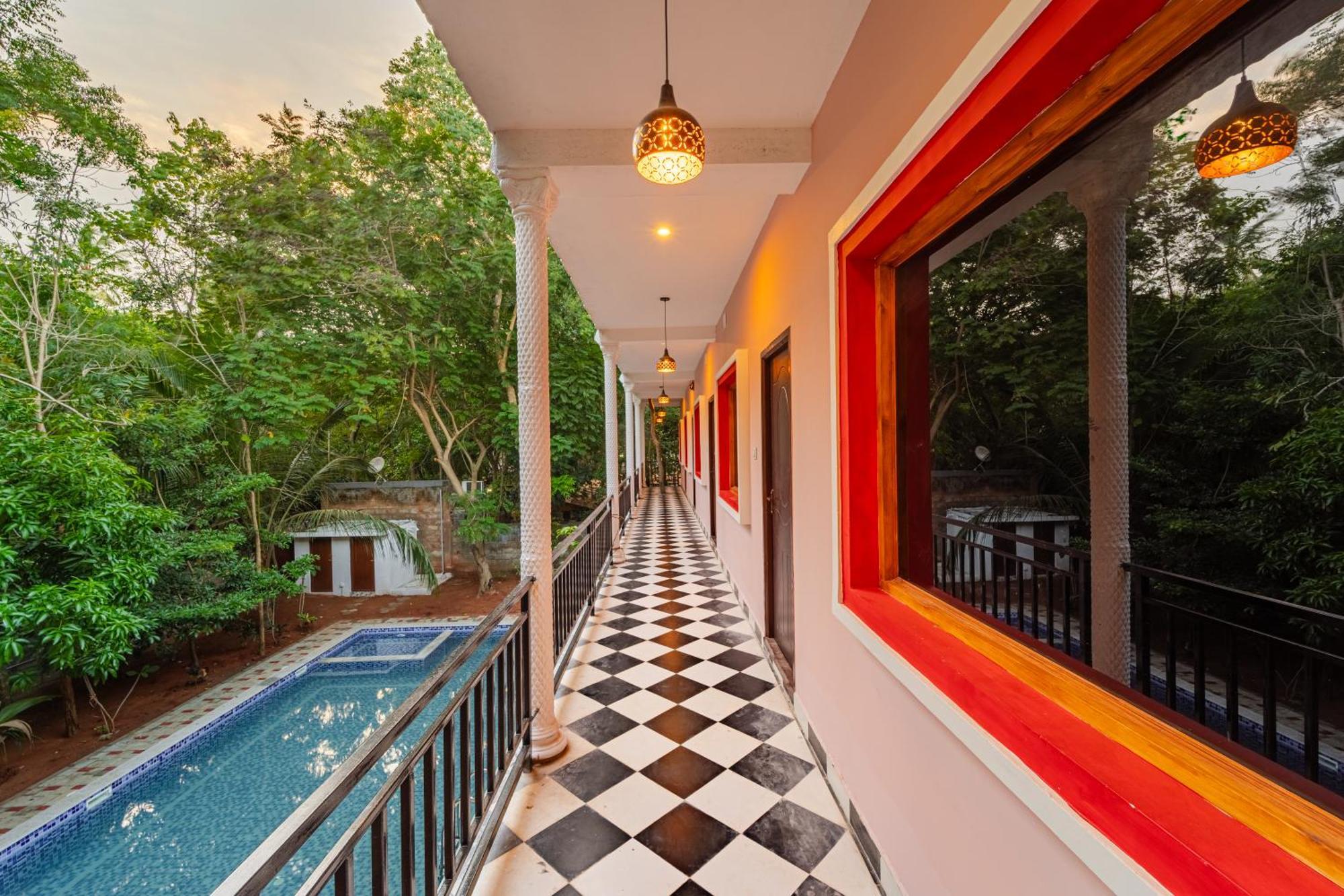 Hotel De Jardin Pondicherry With Swimming Pool Bagian luar foto