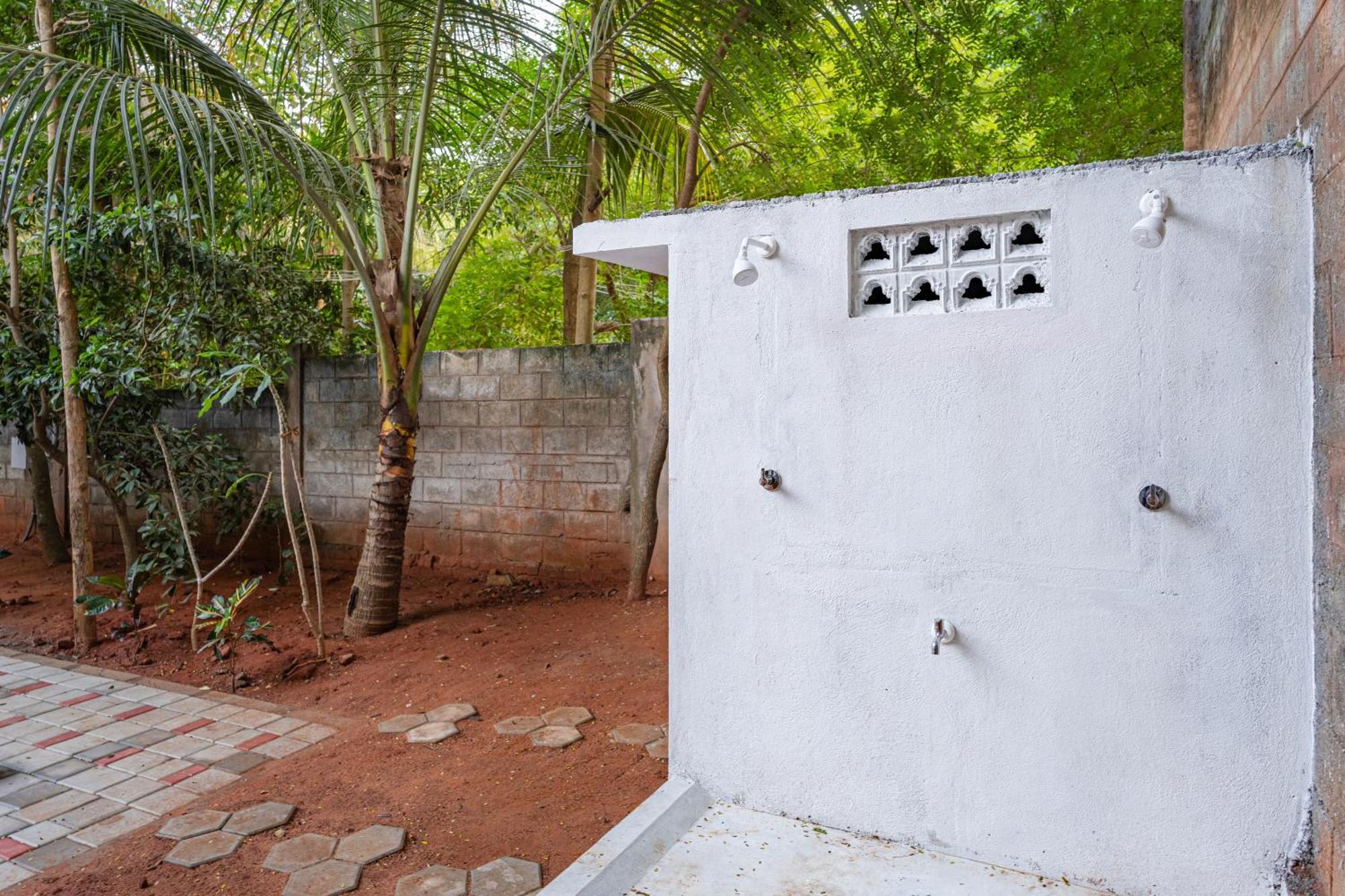 Hotel De Jardin Pondicherry With Swimming Pool Bagian luar foto